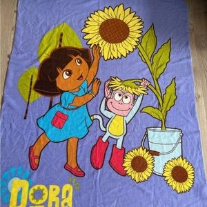 Dora the Explorer Sunflower Blanket Nickelodeon  Kids Throw